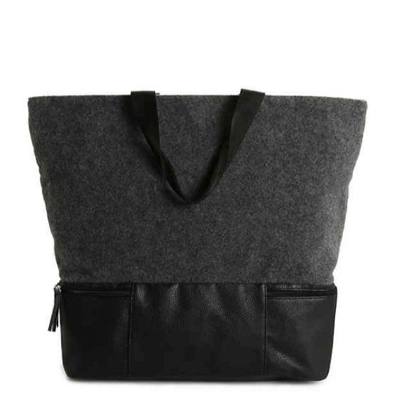 Weekender Bag w/ Separate Shoe Compartment
NEW,TRAVEL,LUGGAGE - Picture 7 of 8